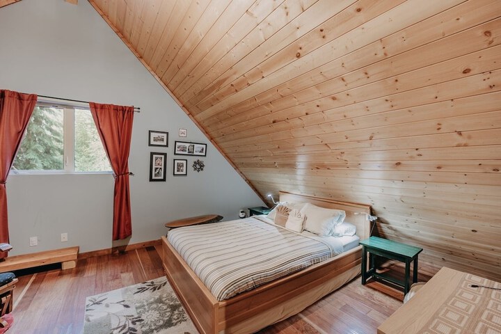 Room 5 of 40