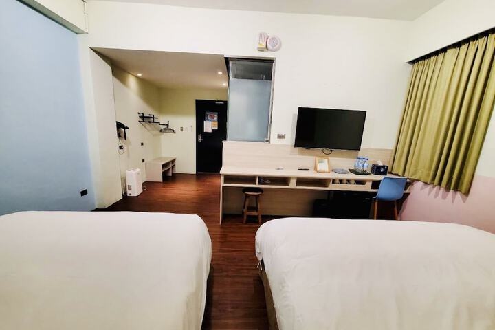 Room 31 of 74