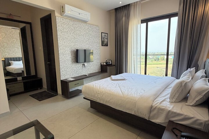 Room 18 of 30