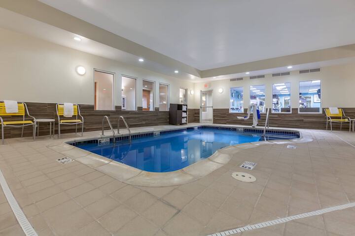 Pool 22 of 35