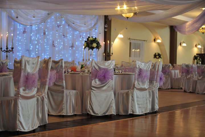 Ballroom/Hall 45 of 52