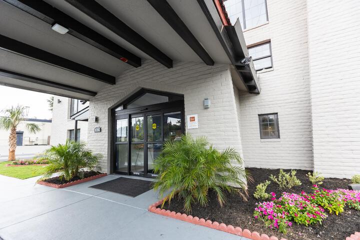 Hotel Interior 20 of 87