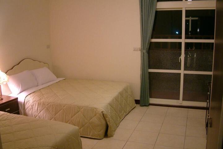 Room 20 of 48