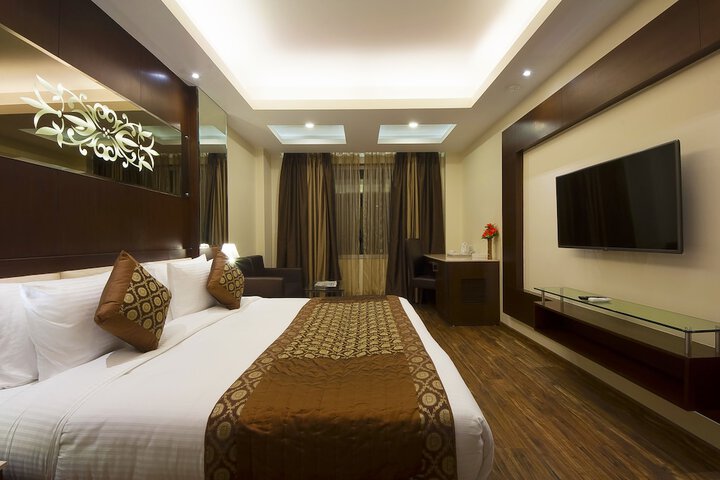 Room 9 of 56