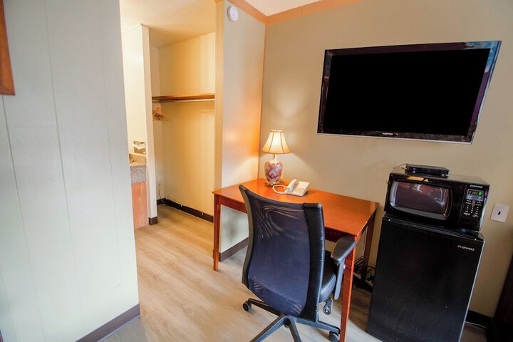 Room 18 of 57