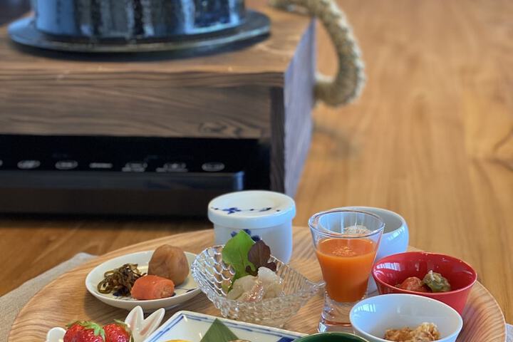 Breakfast/Coffee Service 65 of 83