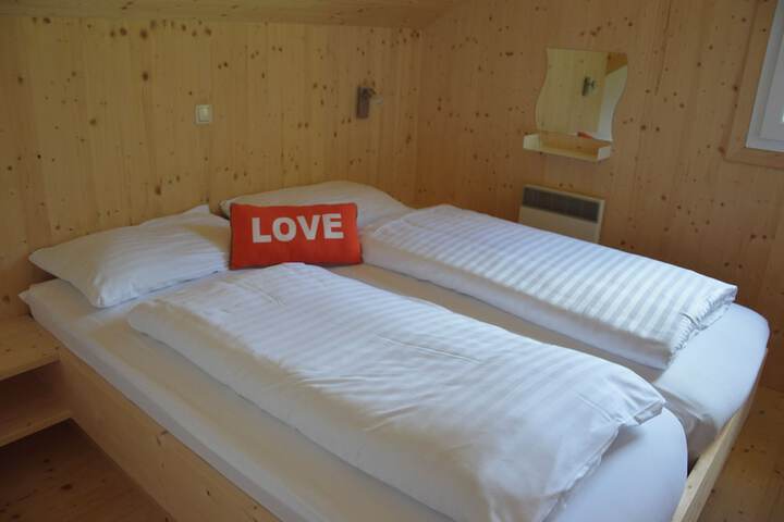 Room 134 of 193