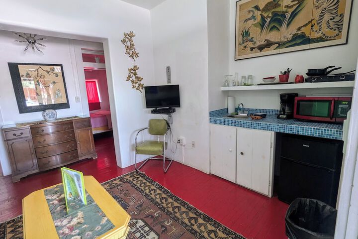 Room 187 of 276