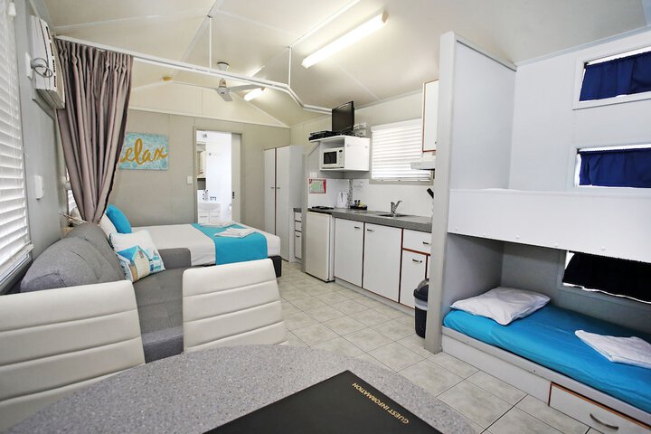 Room 36 of 261