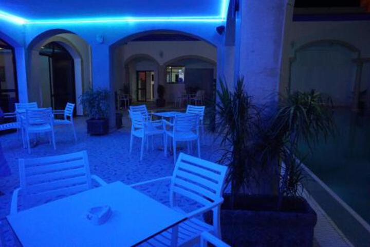 AZUR HOTEL