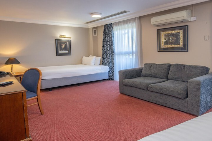 Room 26 of 79