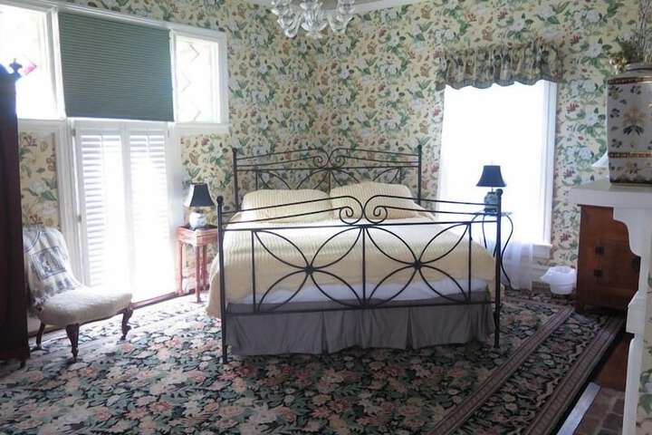 Room 5 of 69