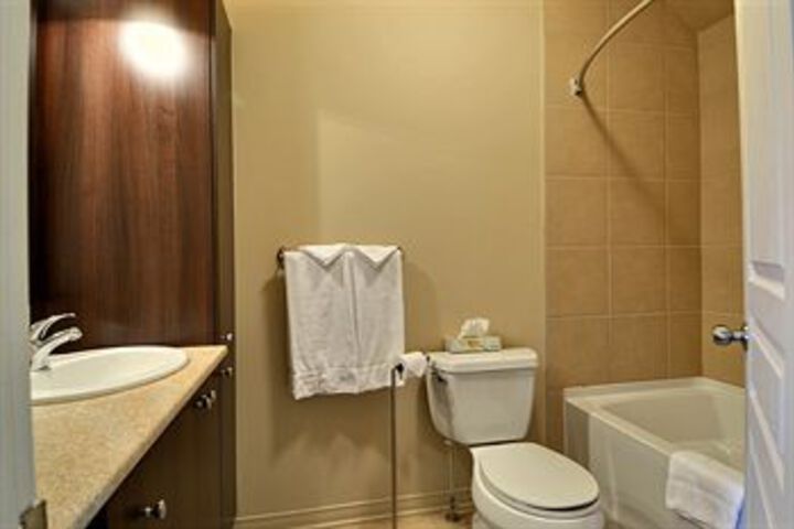 Room 3 of 22