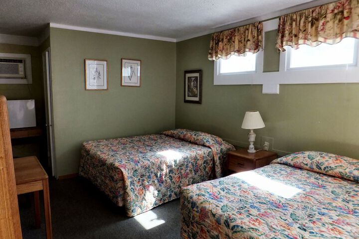 Room 5 of 32