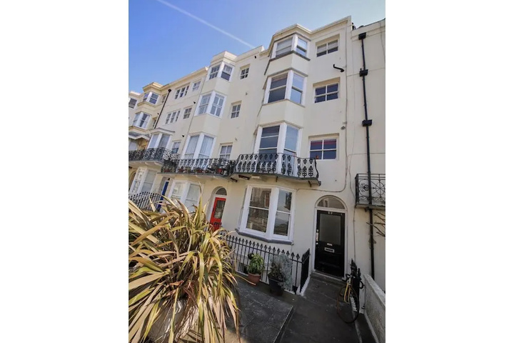 Lovely Kemptown Flat for 2 With Sea View