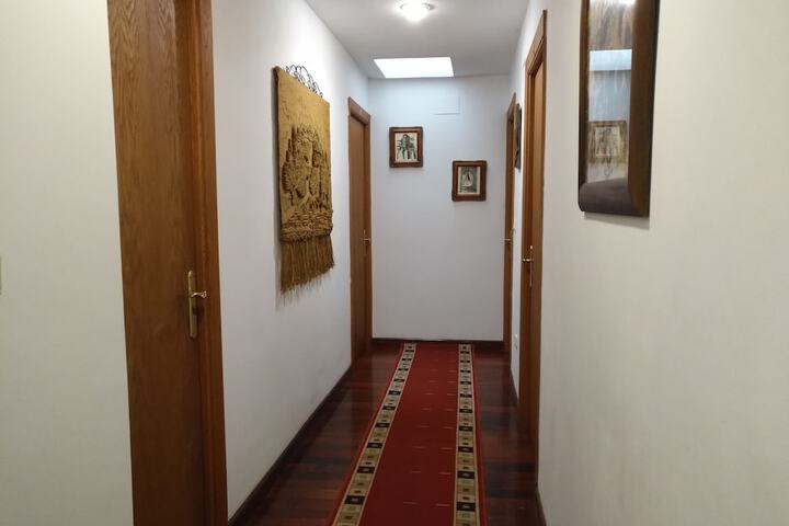 Ballroom/Hall 39 of 65