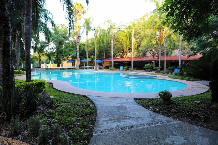 Pool 8 of 11