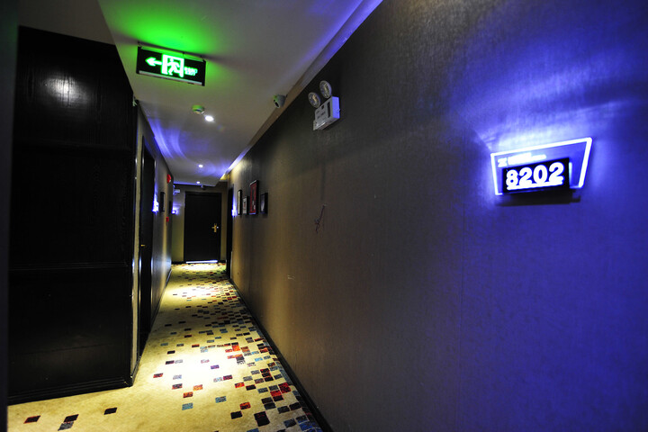 Hotel Interior 6 of 20
