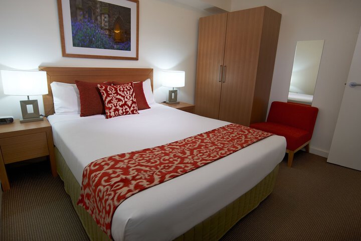 Room 5 of 36