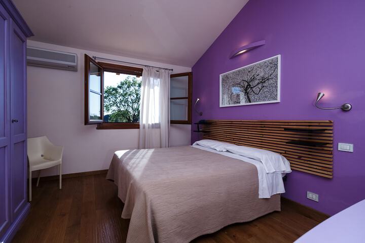 Room 18 of 61