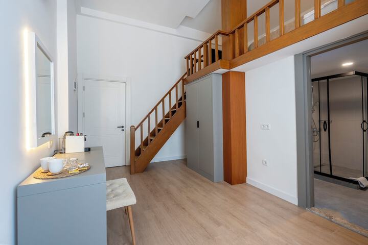 Room 42 of 130