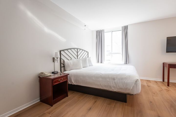 Room 21 of 52