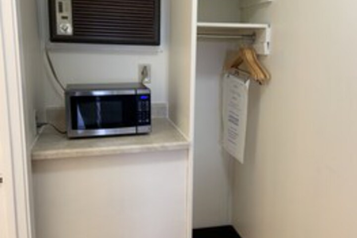 Room 5 of 25