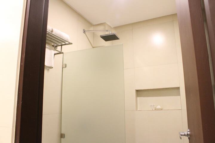 Room 63 of 159