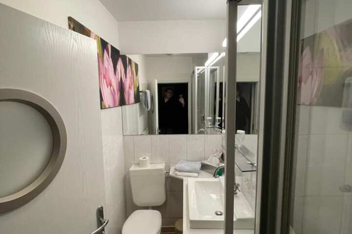 Room 29 of 68