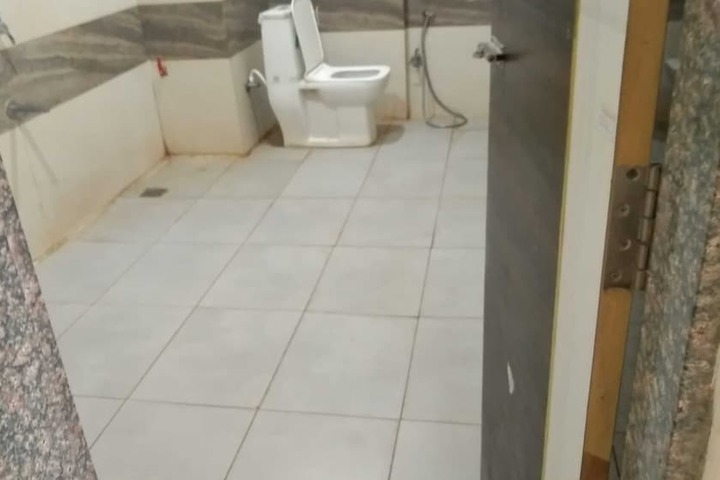 Room 15 of 23