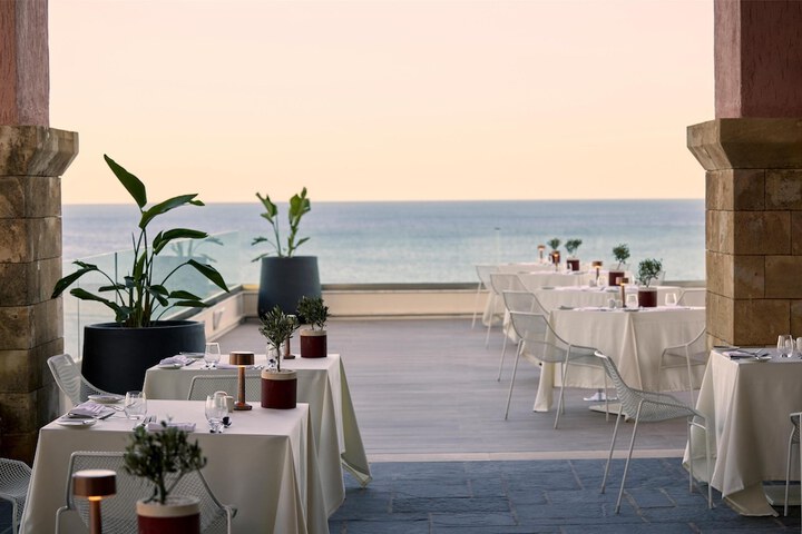 Dining 105 of 168