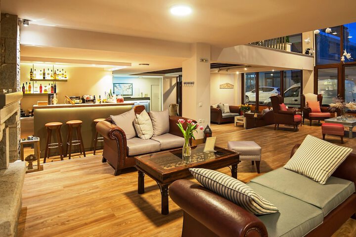 Hotel Interior 5 of 141