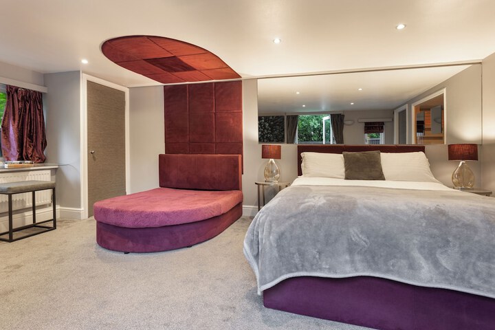 Room 60 of 390