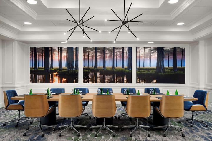 Meeting facility