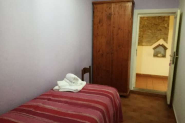 Room 12 of 43