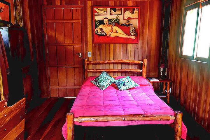 Room 11 of 46