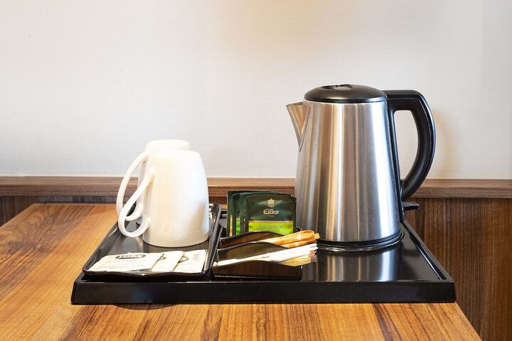 Breakfast/Coffee Service 23 of 40