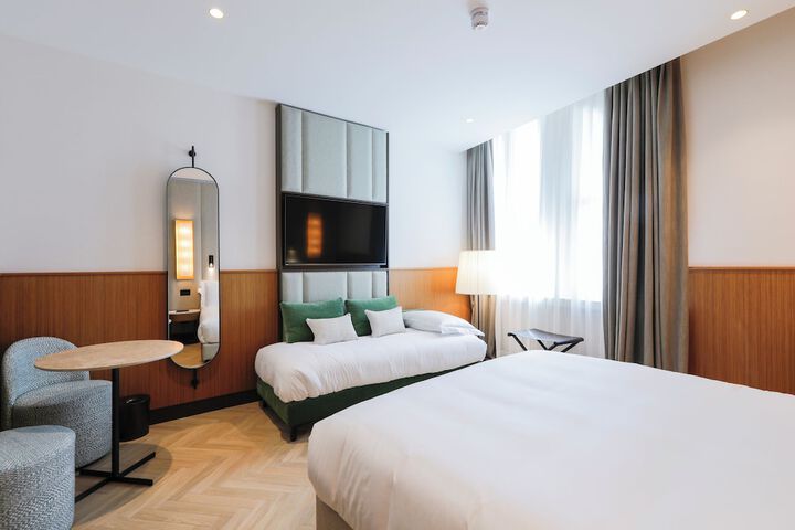 Room 7 of 47