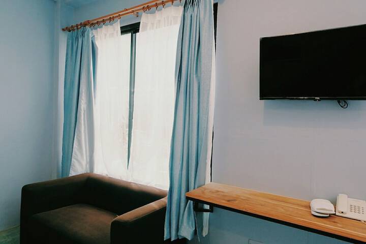Room 10 of 26