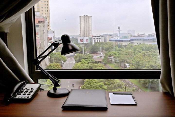 Room 33 of 54