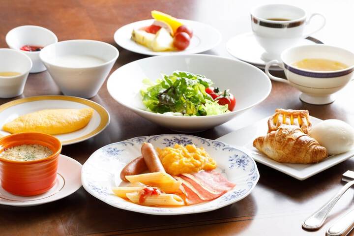 Breakfast/Coffee Service 30 of 48