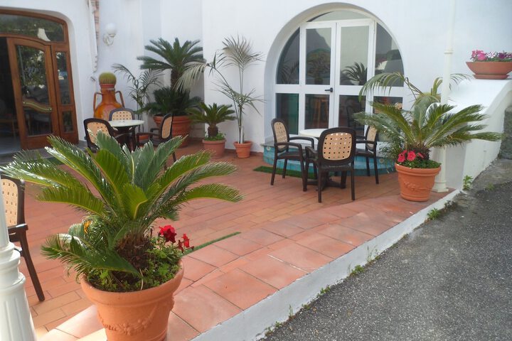 Terrace/Patio 29 of 32