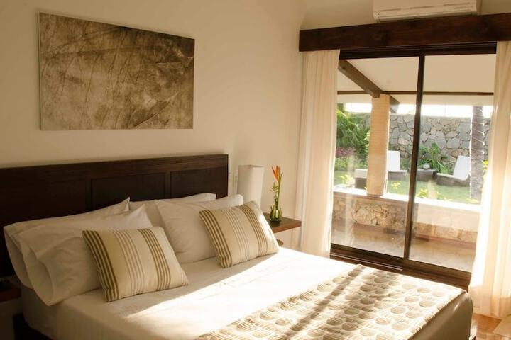 Room 4 of 22