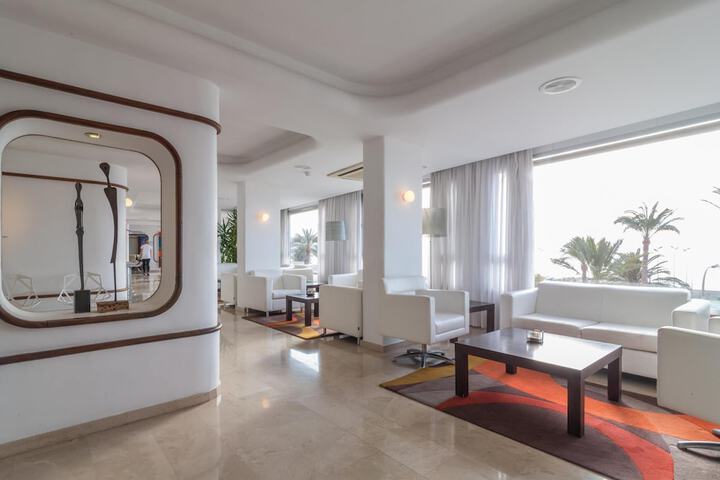 Lobby Entry