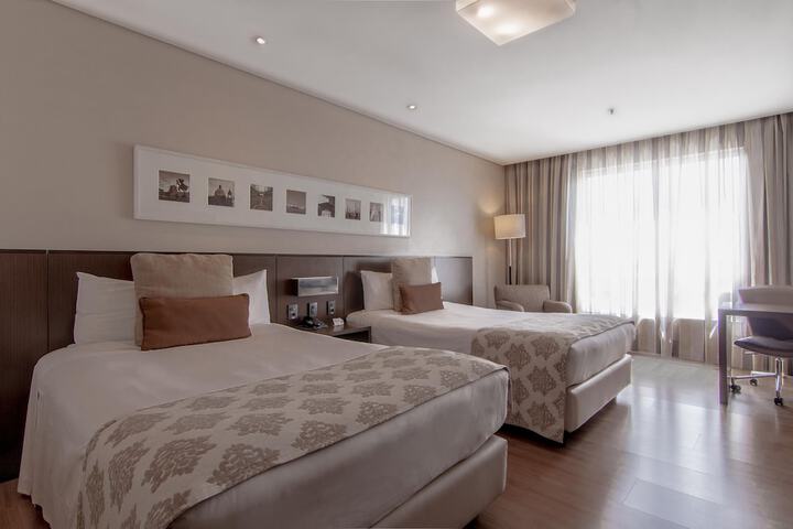 Room 12 of 95