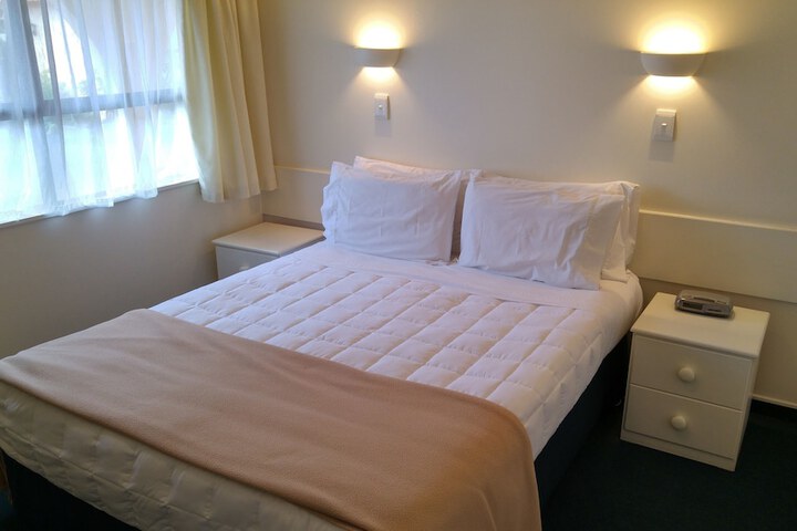 Room 6 of 23
