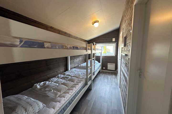 Room 18 of 108