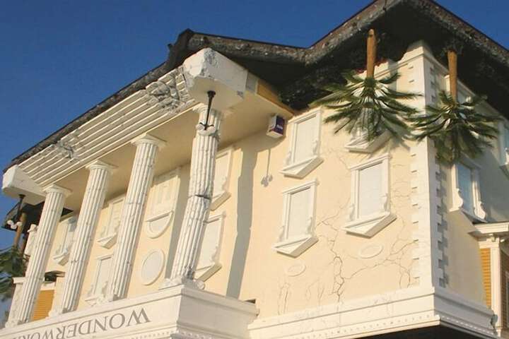 Hotel 78 of 78