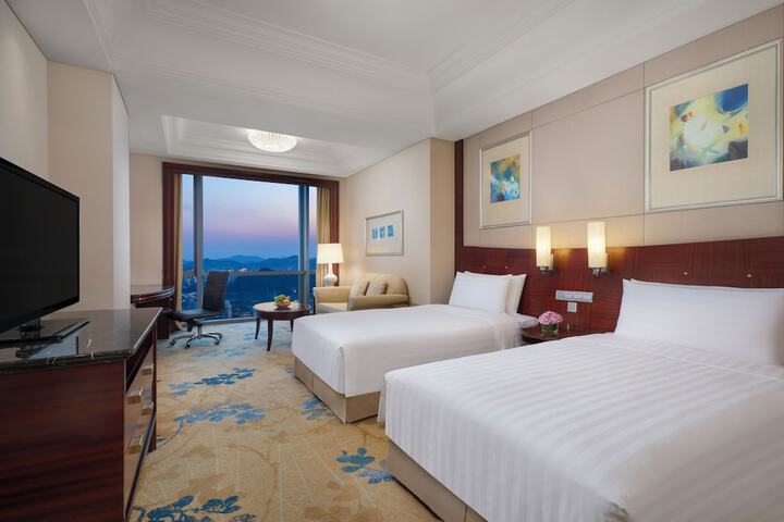 Room 21 of 56