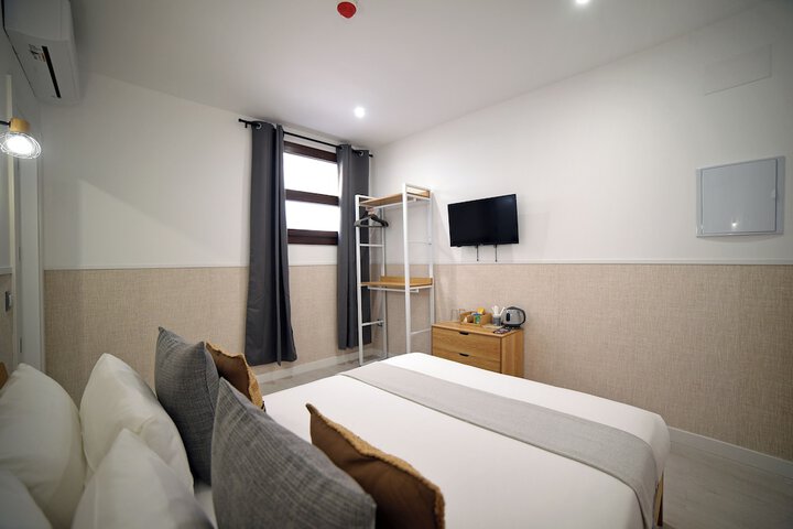 Room 39 of 77